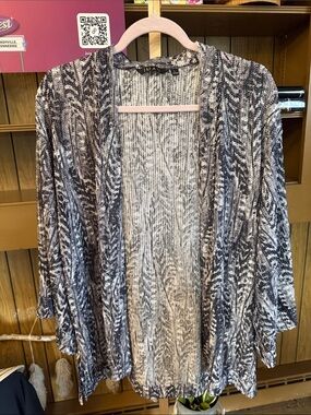 IMAN Black & White Ribbed Open Cardigan